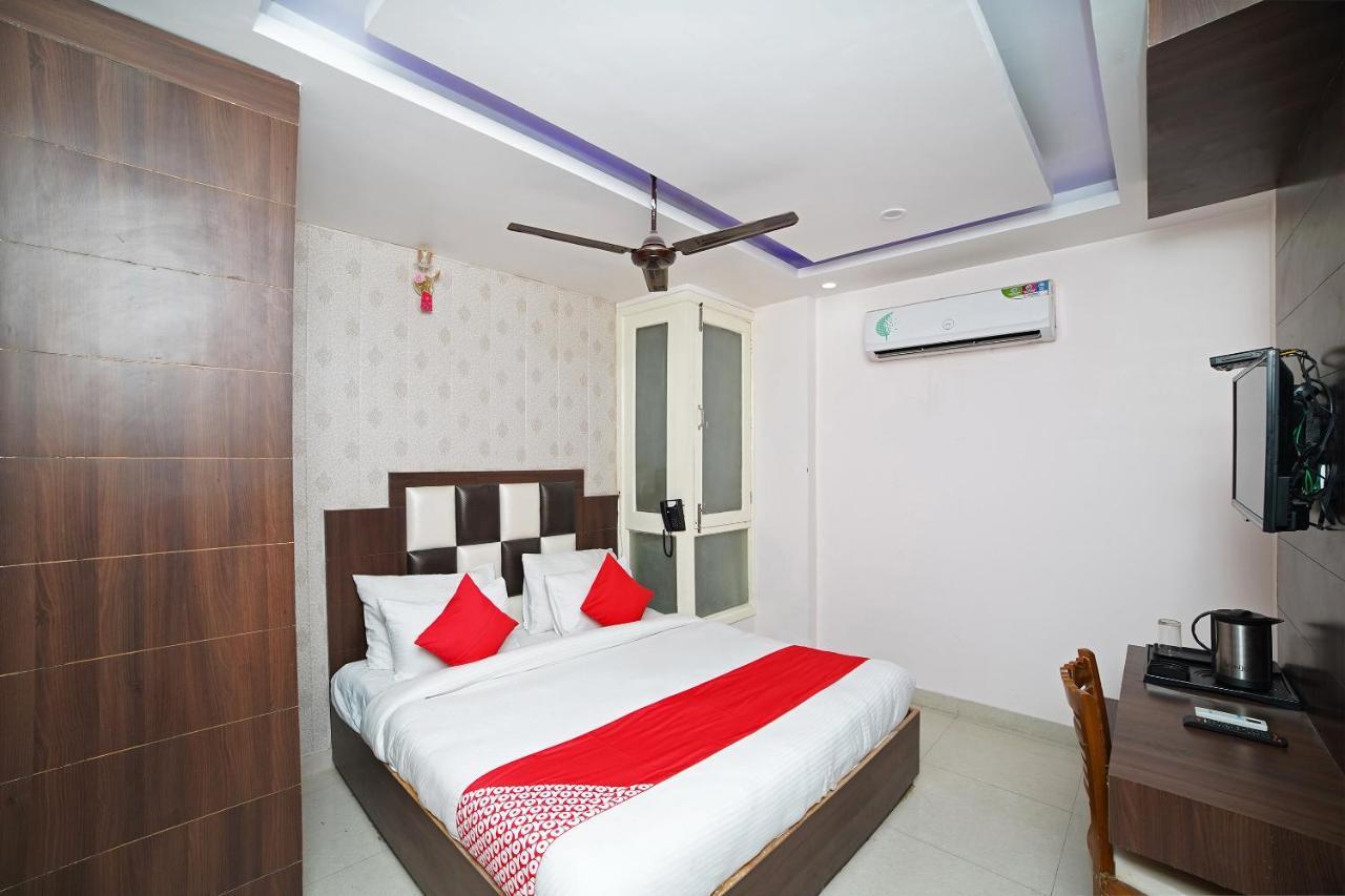 Oyo 39539 Hotel Vansh & Restaurant Kashipur Extérieur photo