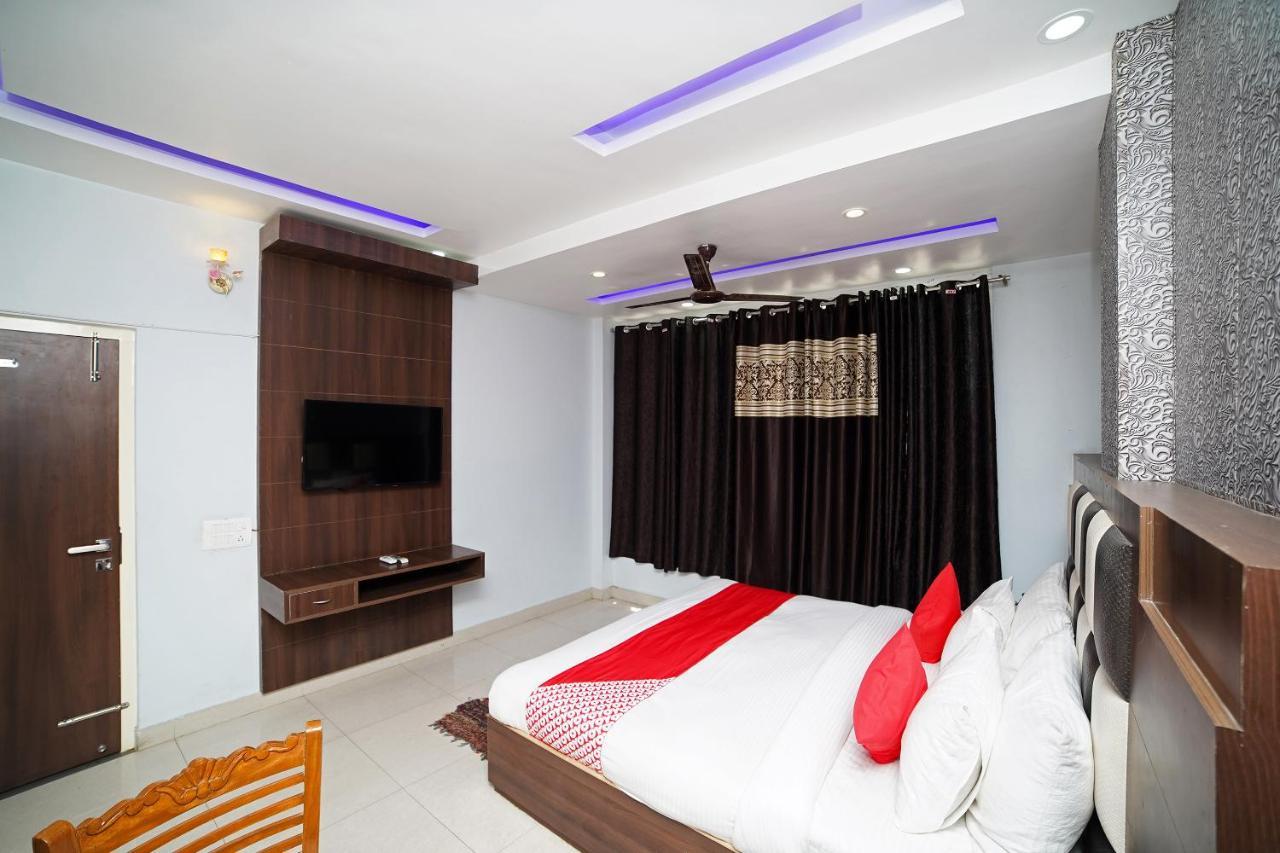 Oyo 39539 Hotel Vansh & Restaurant Kashipur Extérieur photo