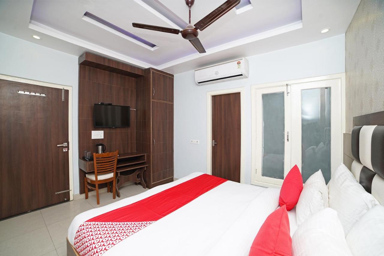 Oyo 39539 Hotel Vansh & Restaurant Kashipur Extérieur photo